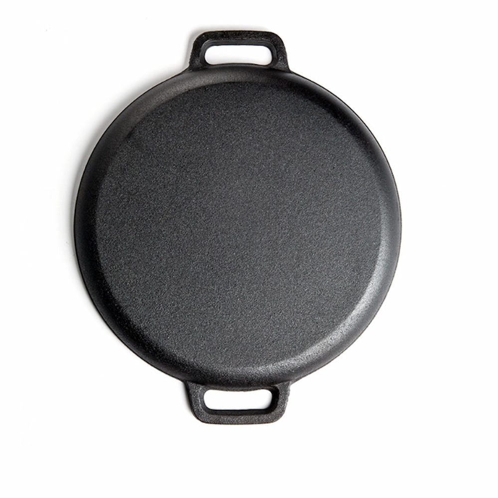 Pre-seasoned cast iron pizza pan with dual handles isolated on white background KL-KA-BBQ-011