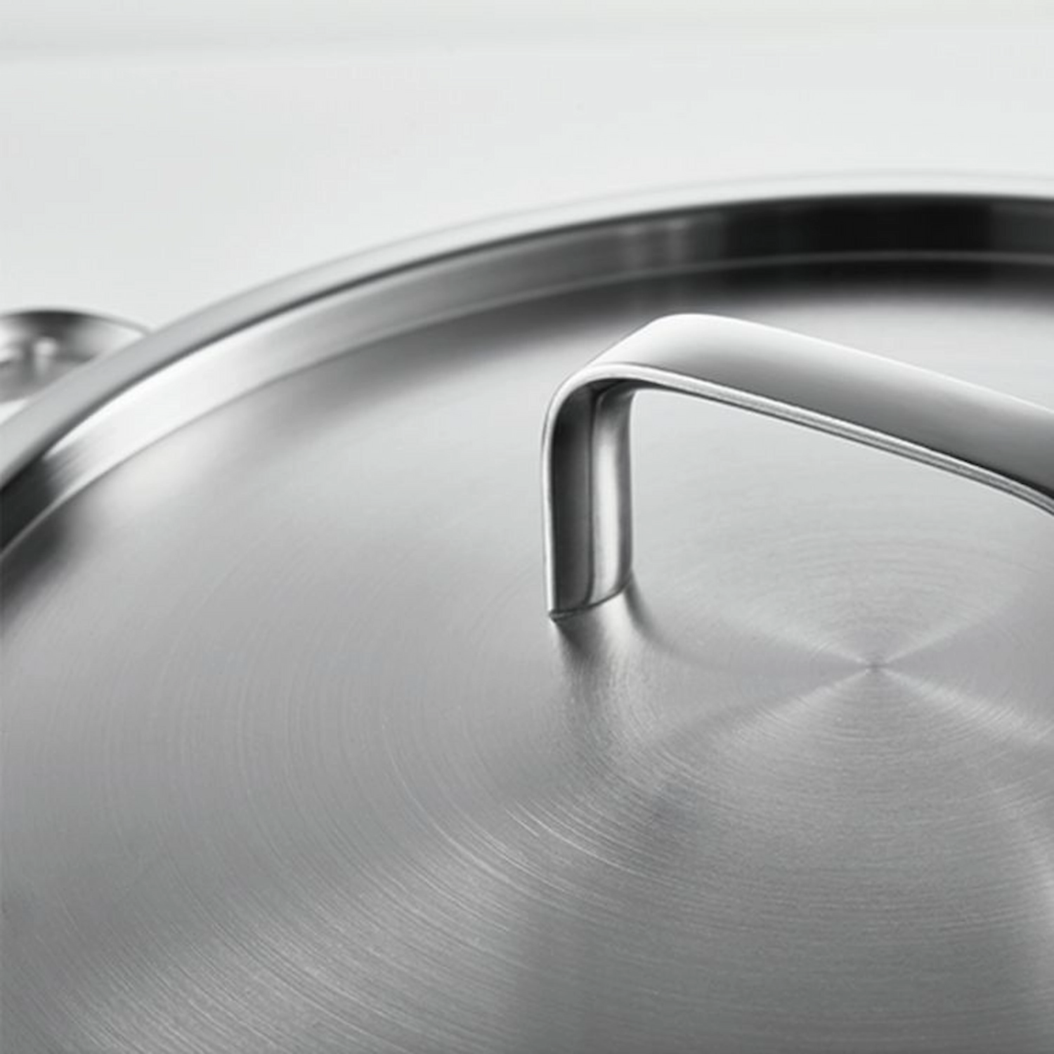 Stainless steel stock pot fitted lid close up isolated on white background KL-KA-CU-001