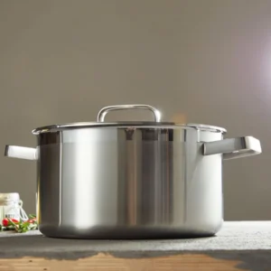 Stainless steel stock pot with lid and side handles on workbench setting KL-KA-CU-001